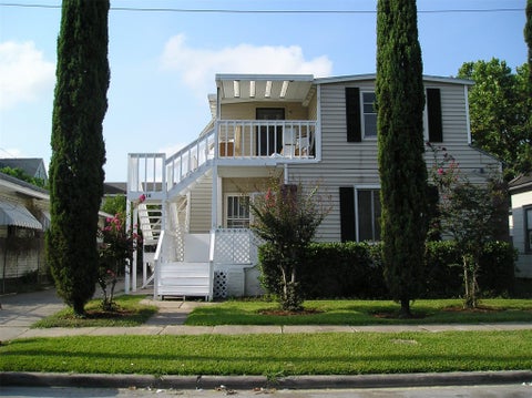Photo of 216 Redan Street #1, Houston, TX 77009 (MLS # 28150267)