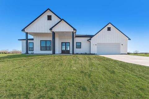 Photo of 519 Chuckwagon Trail, Angleton, TX 77515 (MLS # 48757421)