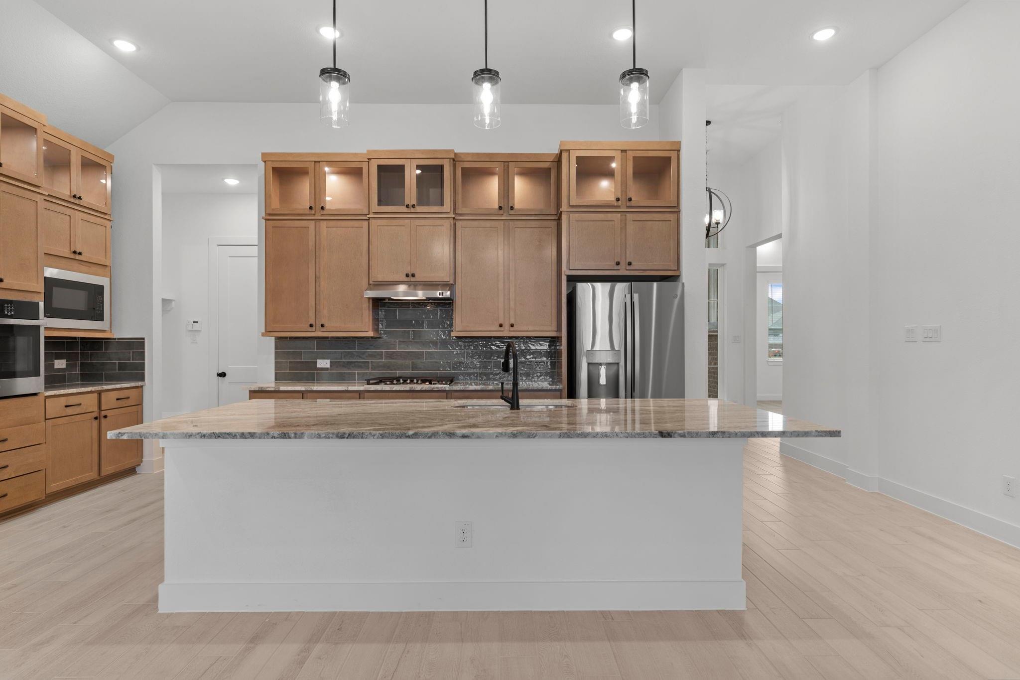 15027 Mission Avenue