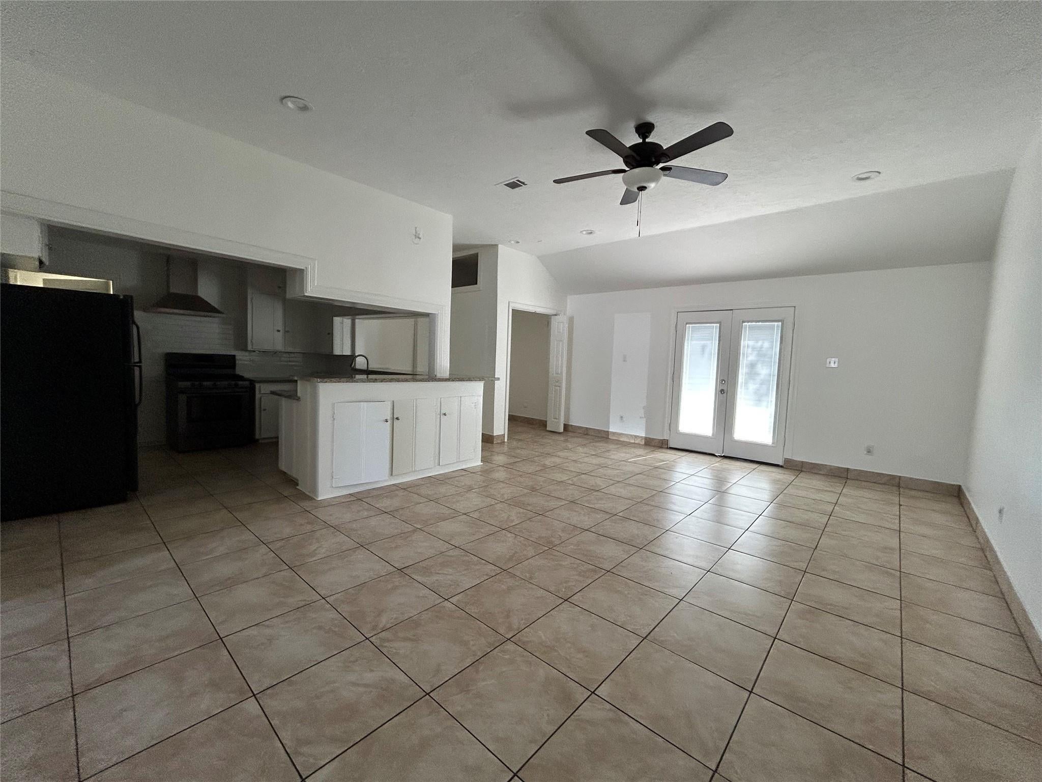 1108 Redbud Circle