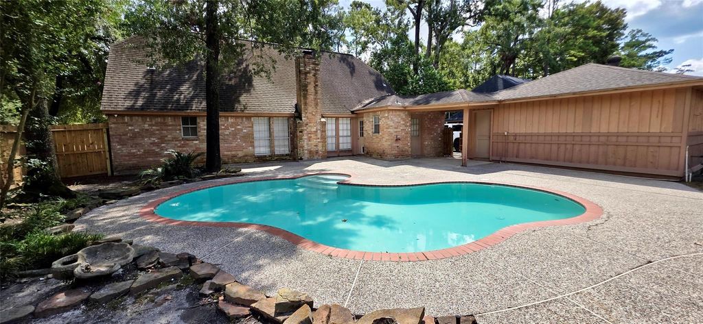 Photo of 3247 Little Bear Drive, Houston, TX 77339 (MLS # 63194308)