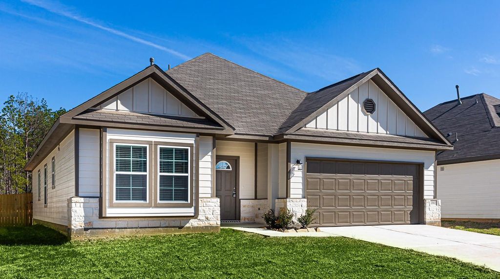 Photo of 2312 Cedar Place Drive, Conroe, TX 77306 (MLS # 24554018)