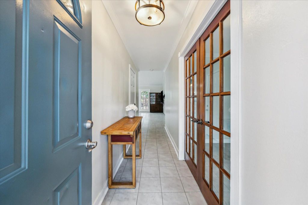 Photo of 5830 Ludington Drive, Houston, TX 77035 (MLS # 82700944)