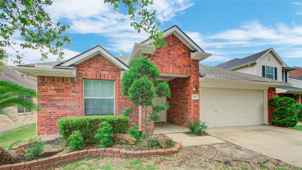 Photo of 5715 Afton Ridge Lane, Houston, TX 77084 (MLS # 65535997)