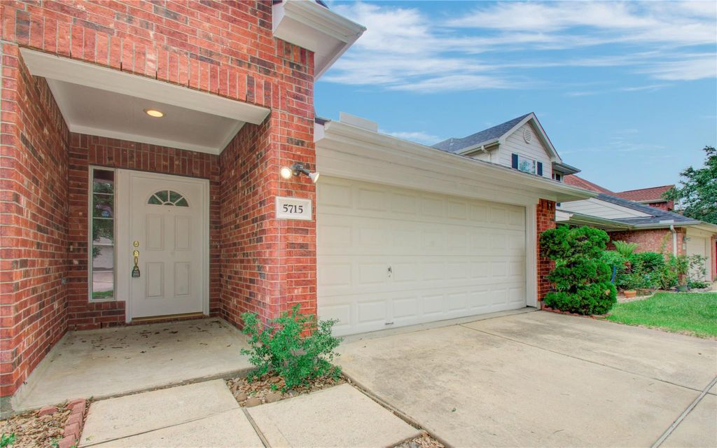 Photo of 5715 Afton Ridge Lane, Houston, TX 77084 (MLS # 65535997)