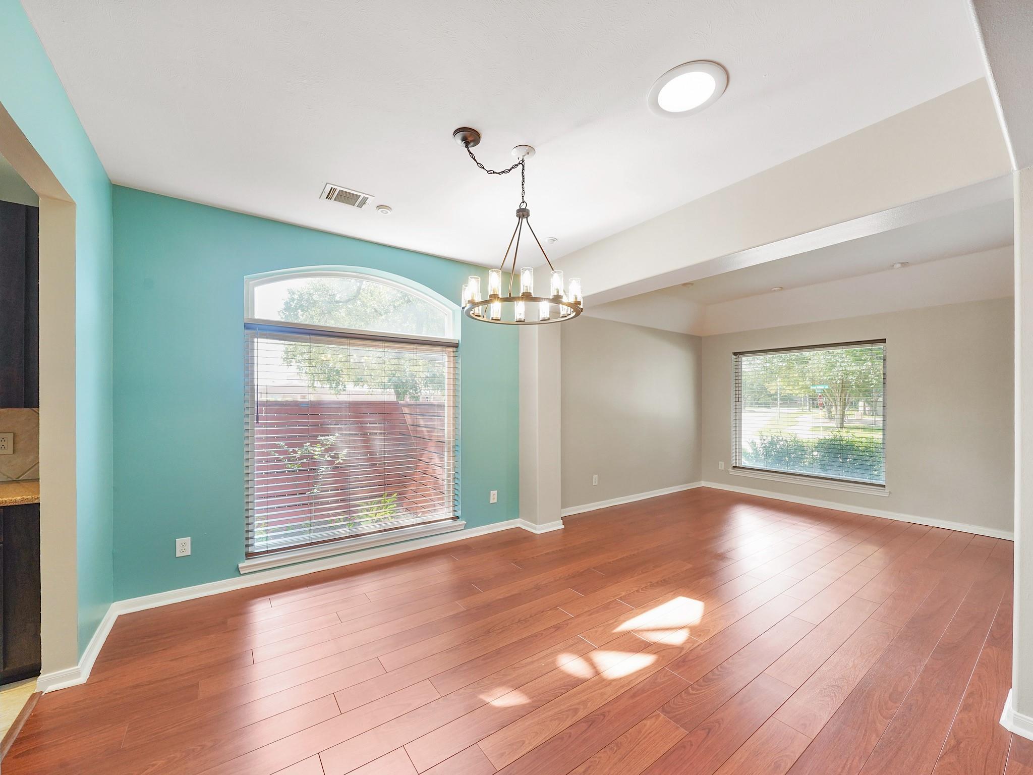 3335 Bend Willow Lane