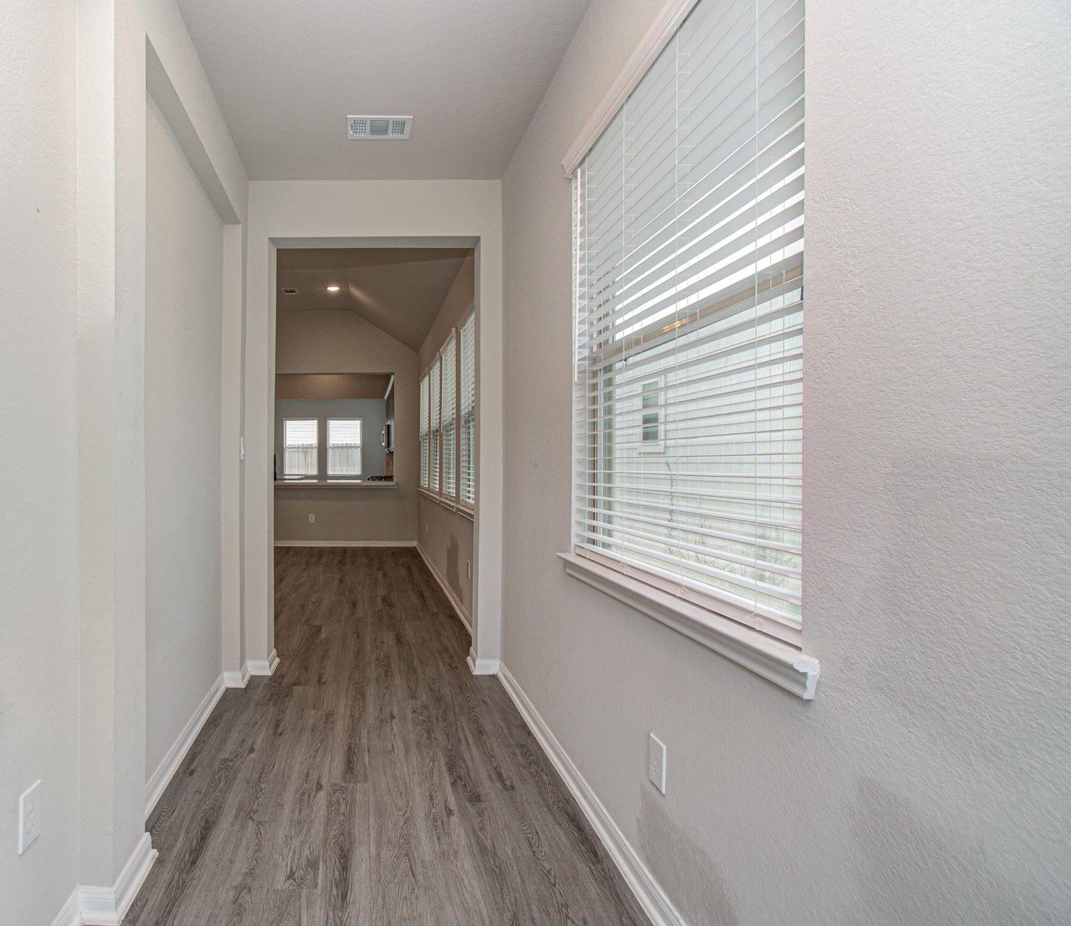 18621 Hunter William Way