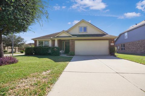 Photo of 8826 Misty Meadow Creek Lane, Humble, TX 77338 (MLS # 40929718)