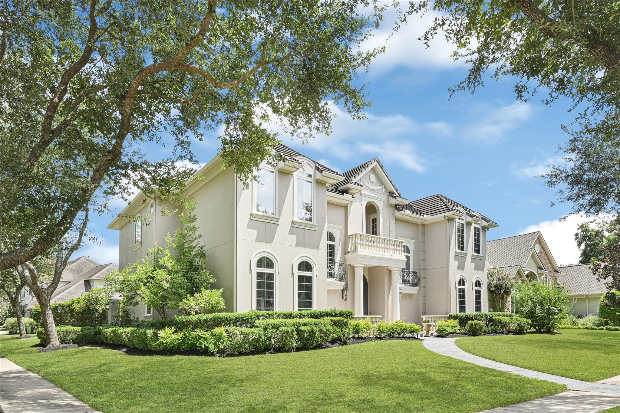 3 Waterford Pointe Circle
