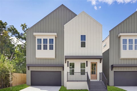 Photo of 1004 E 35th Street, Houston, TX 77022 (MLS # 40256837)