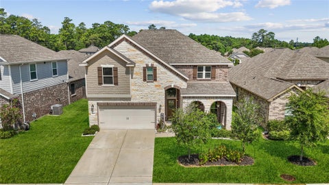 Homes For Sale - 8837 Twin Falls Lane<br/> Magnolia, TX 77354
