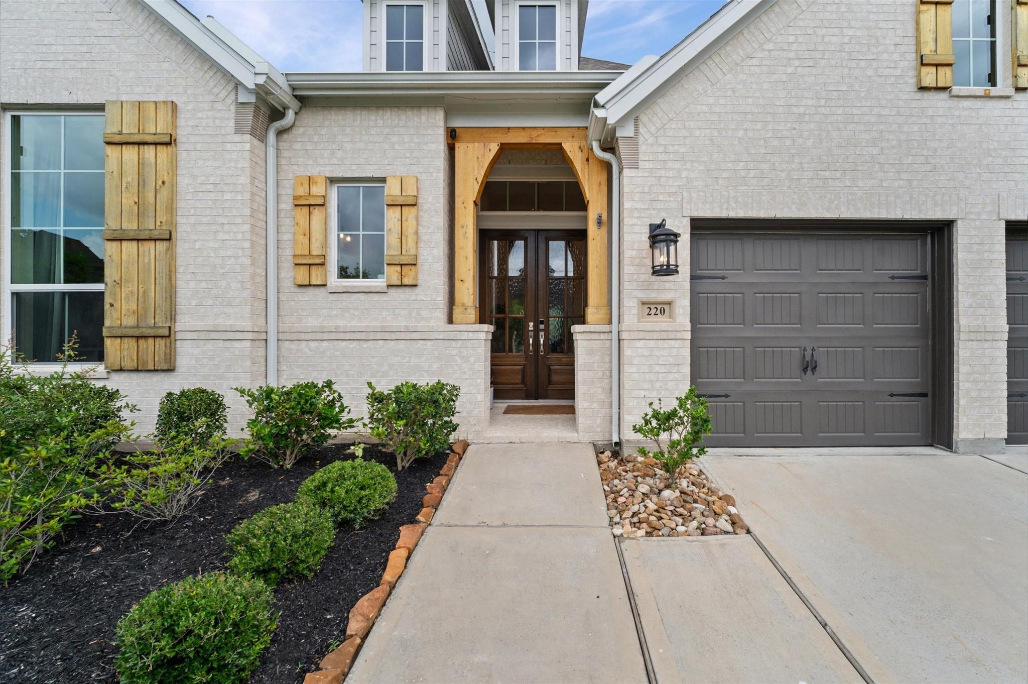 220 Lookout Ridge Drive