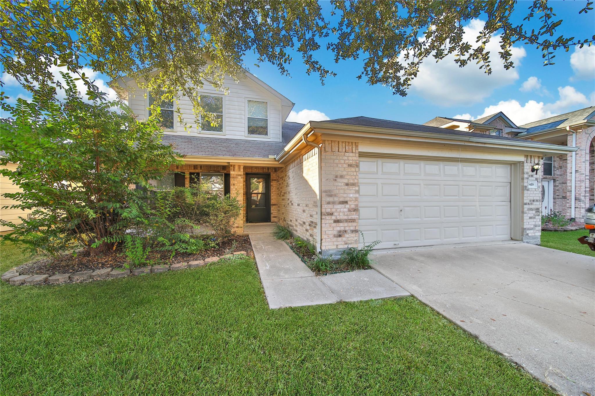 5418 Cinnamon Lake Drive