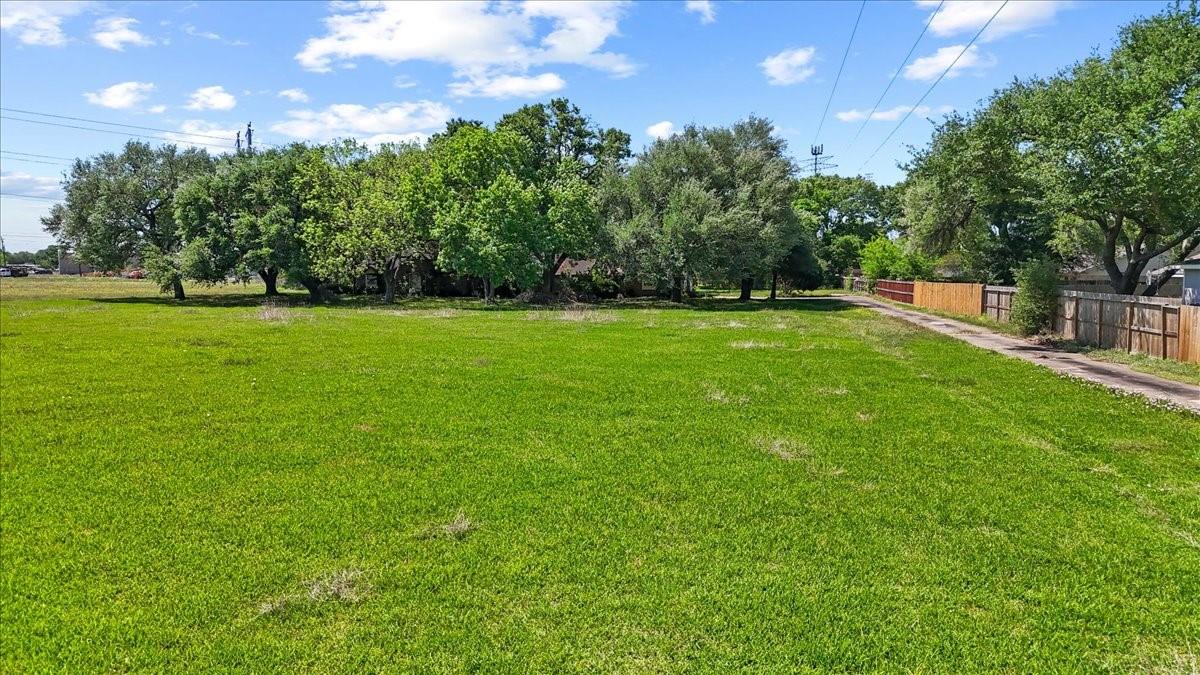 718 Staffordshire Road