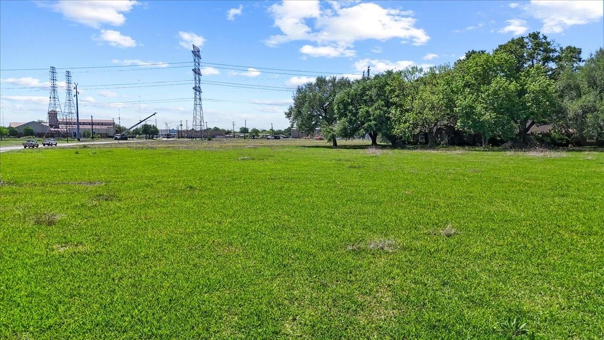 718 Staffordshire Road