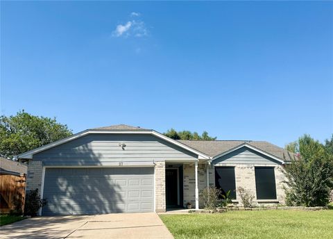 Photo of 117 Lasso Street, Angleton, TX 77515 (MLS # 31565534)