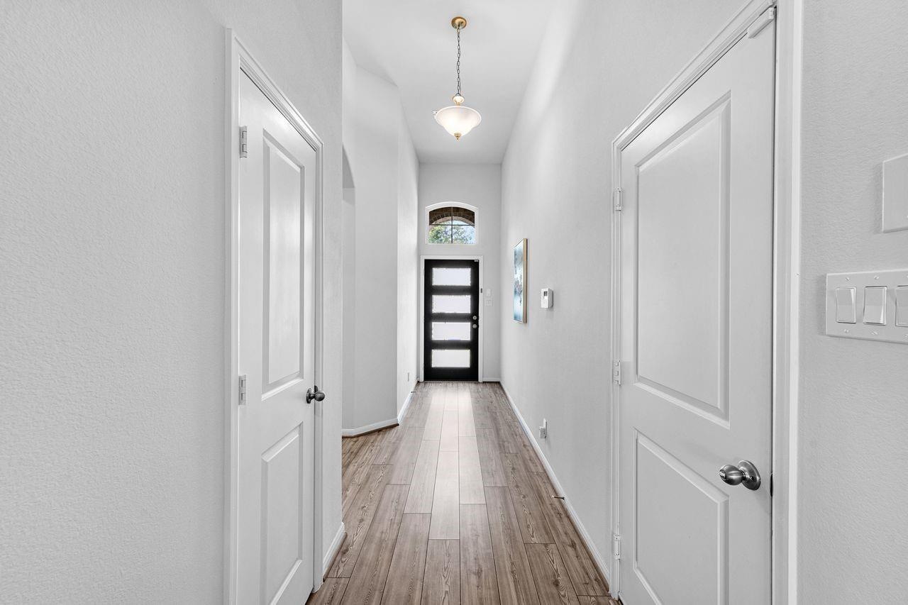 14302 Alberta Spruce Lane