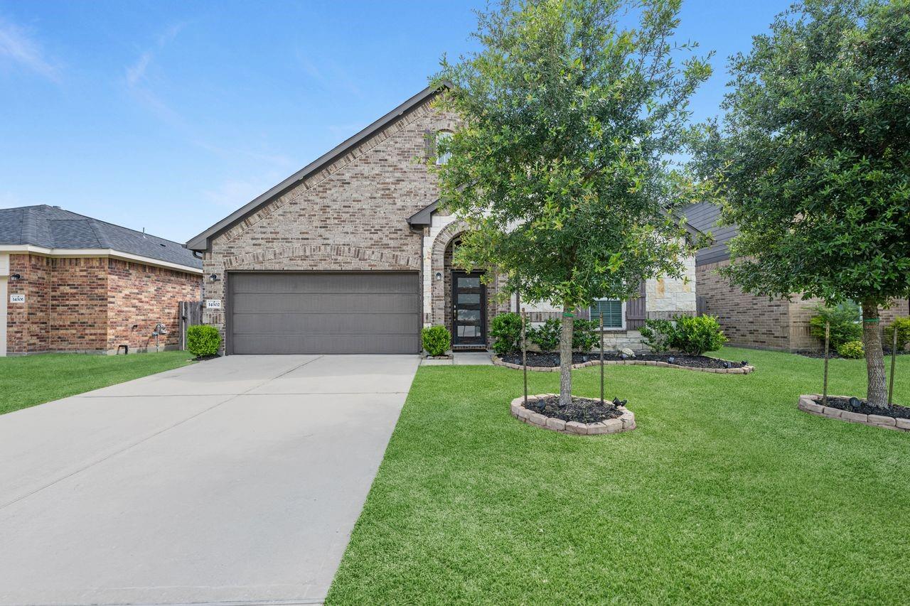 14302 Alberta Spruce Lane