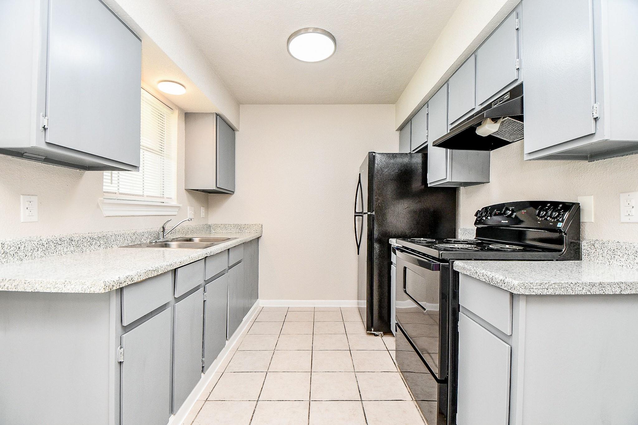 1526 East Avenue 203