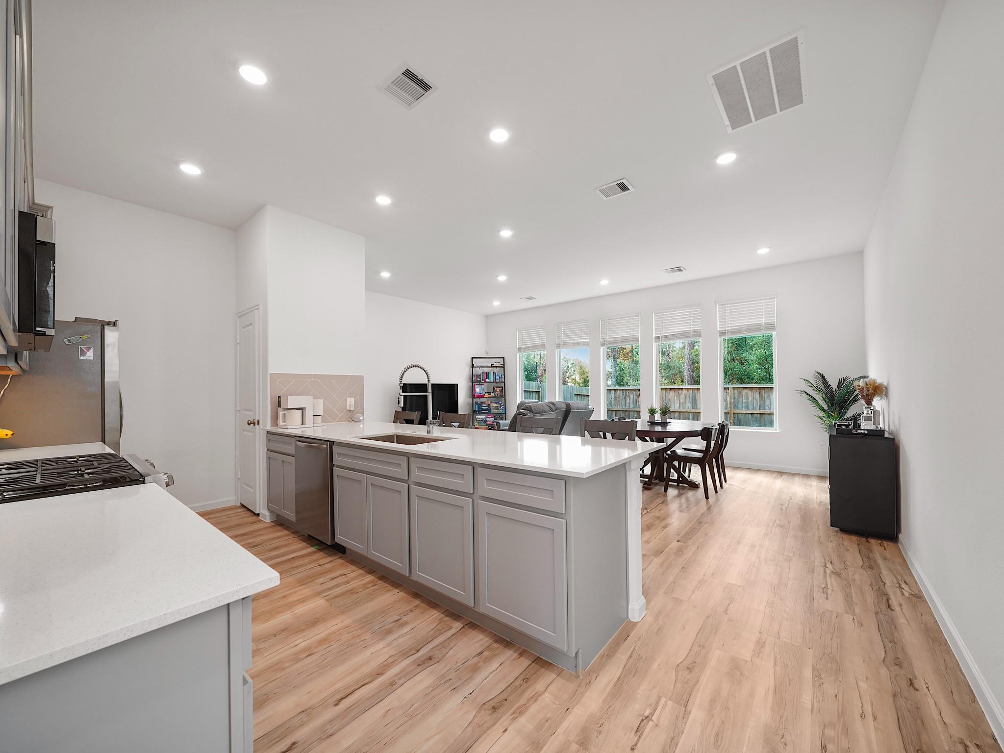 674 Royal Arch Drive