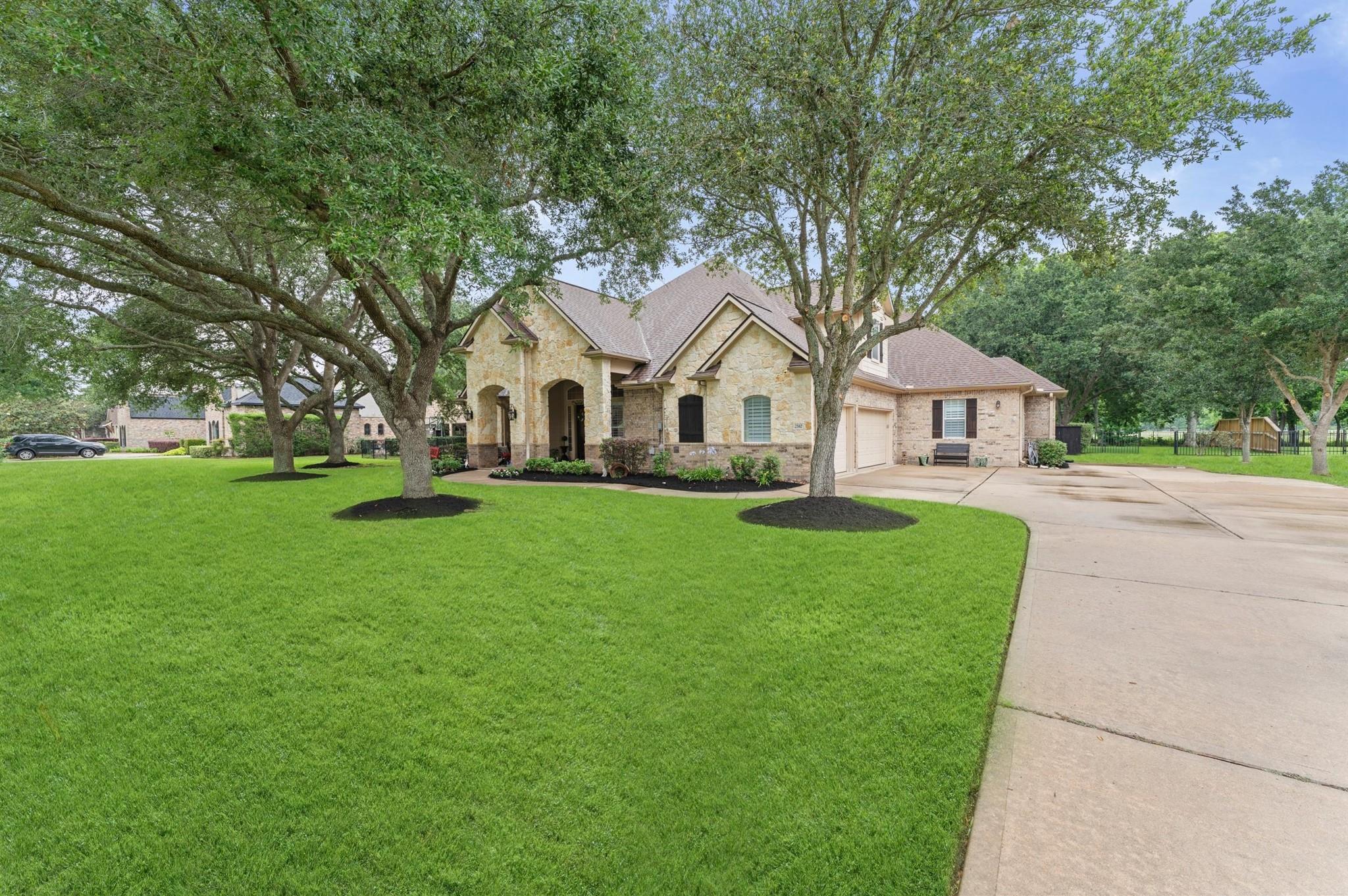 2502 Parrot Shell Lane