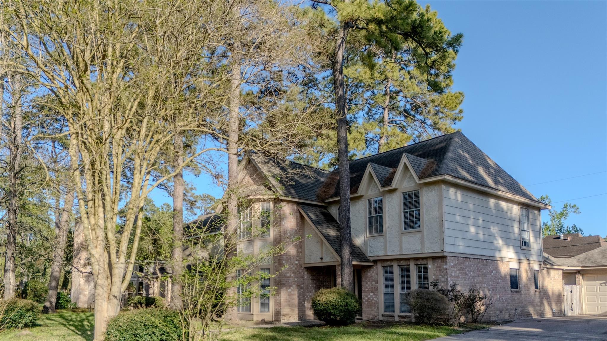 5507 Slashwood Lane