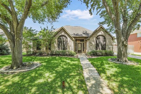 Photo of 17530 Whispering Star Court, Houston, TX 77095 (MLS # 64502378)