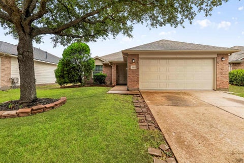 Photo of 6315 Nullarbor Court, Katy, TX 77449 (MLS # 40855403)