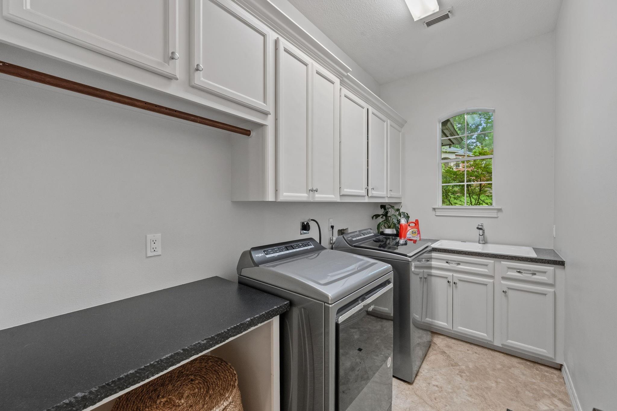 The Woodlands, Texas, 77381, United States, 4 Bedrooms Bedrooms, ,5 BathroomsBathrooms,Residential,Active,2041523