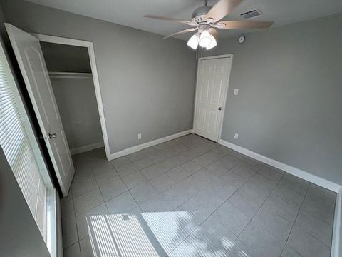 Tiny photo for 12127 Rhinebeck Drive, Houston, TX 77089 (MLS # 79691162)