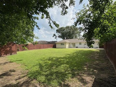 Tiny photo for 12127 Rhinebeck Drive, Houston, TX 77089 (MLS # 79691162)