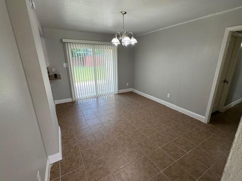 Tiny photo for 12127 Rhinebeck Drive, Houston, TX 77089 (MLS # 79691162)