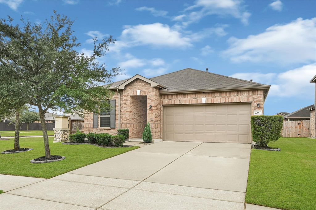 Photo of 22607 Bellwick Ridge Lane, Katy, TX 77449 (MLS # 70302522)