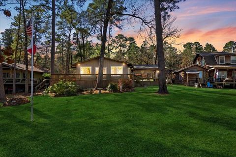 61 Carolina Way Huntsville TX 77320