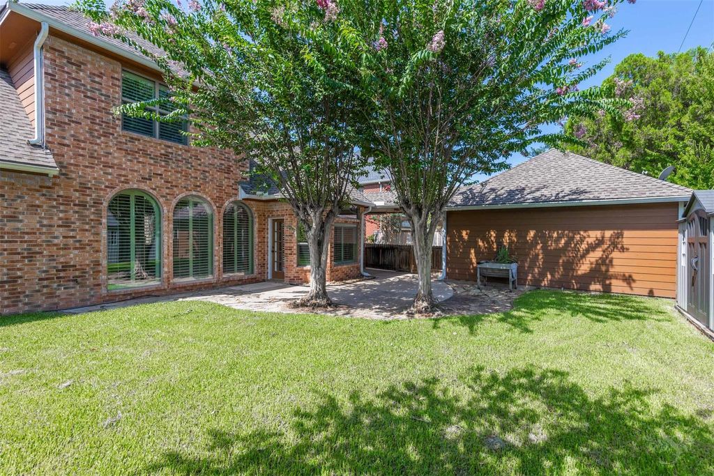 Photo of 3722 Springhill Ln LN, Sugar Land, TX 77479 (MLS # 12213247)