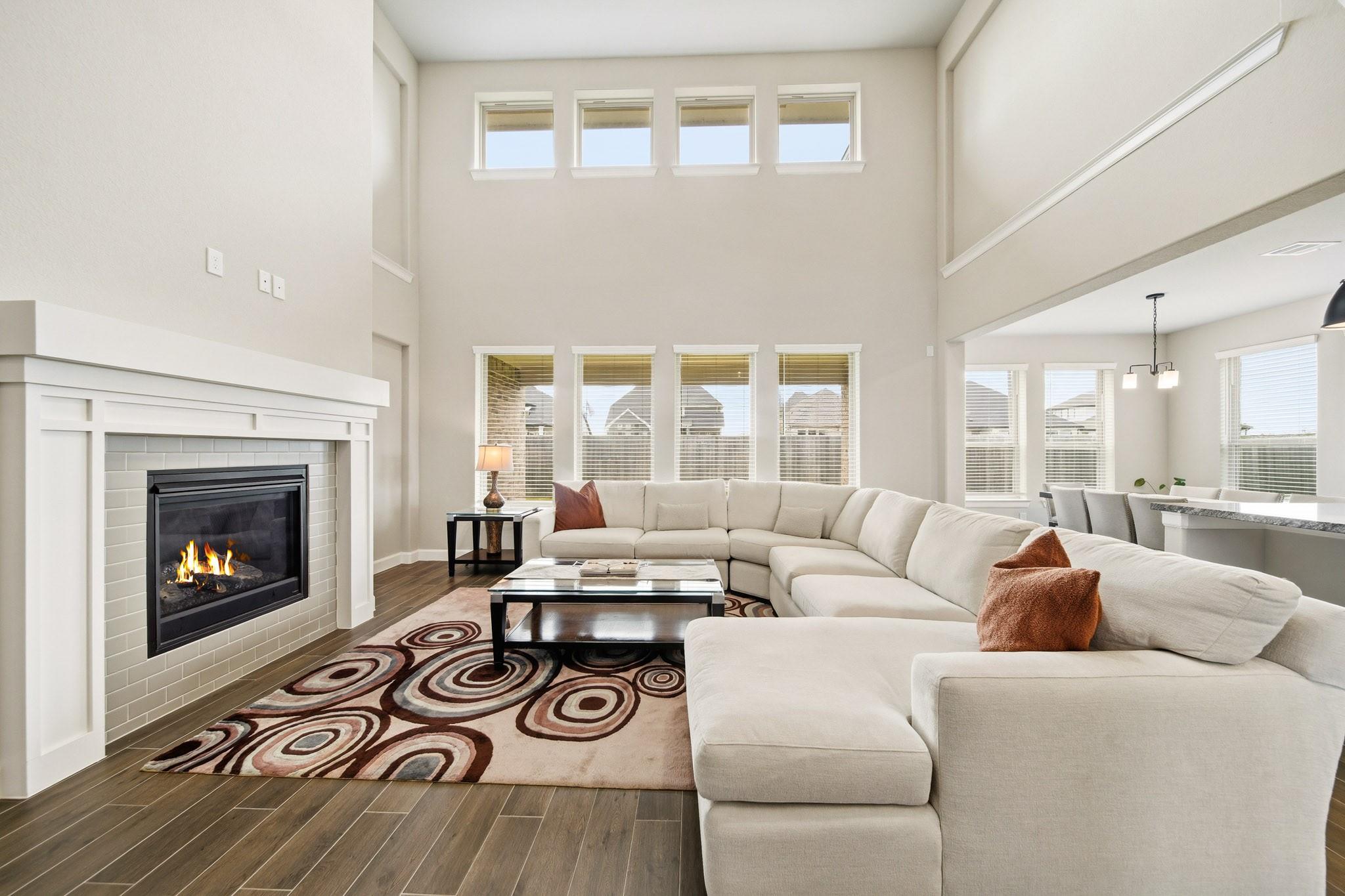 702 Hooks Trail