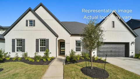 Photo of 5052 American Sycamore Trail, Montgomery, TX 77316 (MLS # 40547260)