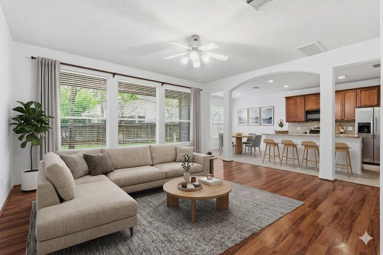 19 Aquiline Oaks Place