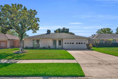 Photo of 11203 Vanderford Drive, Houston, TX 77099 (MLS # 89056123)