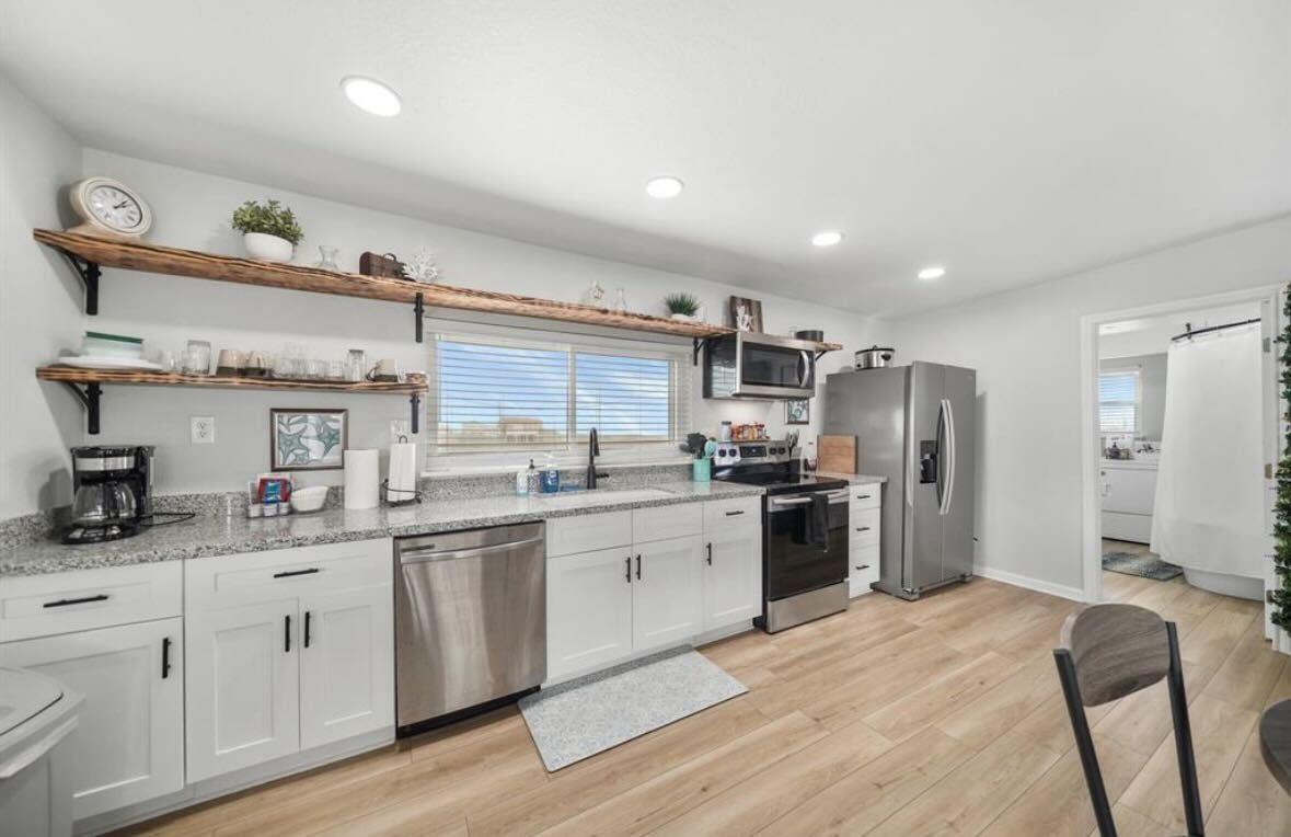 512 Texas St, Freeport, TX, 77541