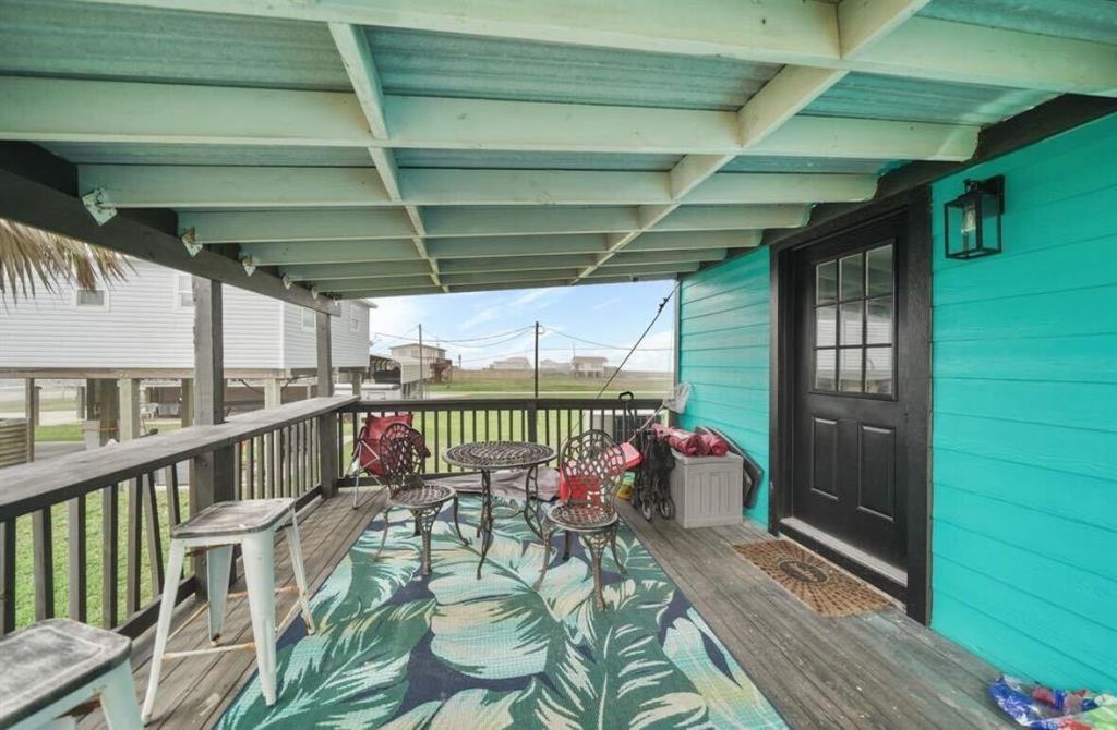 Photo of 512 Texas Street, Surfside Beach, TX 77541 (MLS # 48051909)