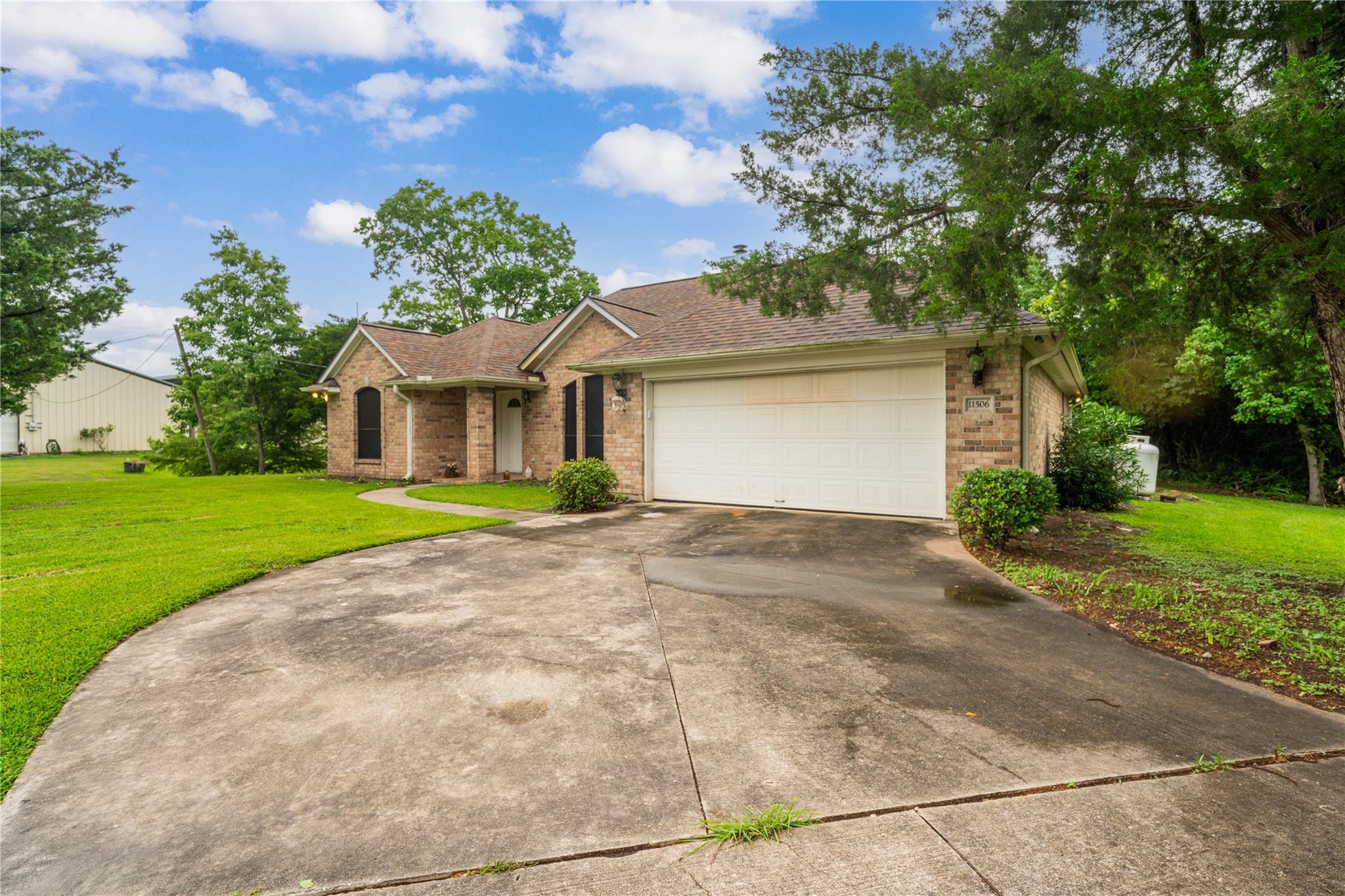11506 Tri City Beach Road