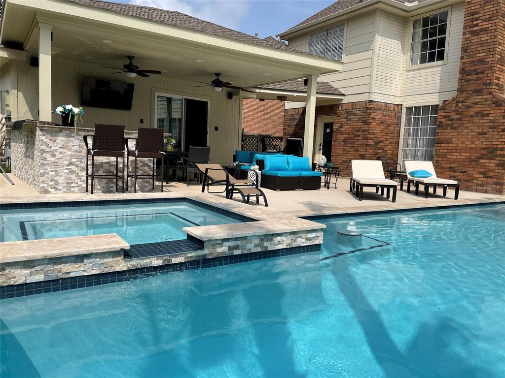 Photo of 4103 Pebble Beach Dr Dr, League City, TX 77573 (MLS # 39221983)