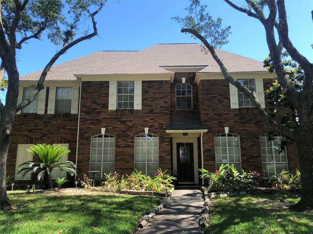 Photo of 4103 Pebble Beach Dr Dr, League City, TX 77573 (MLS # 39221983)