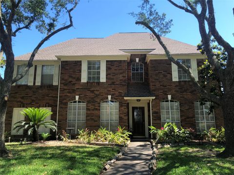Photo of 4103 Pebble Beach Dr Dr, League City, TX 77573 (MLS # 39221983)