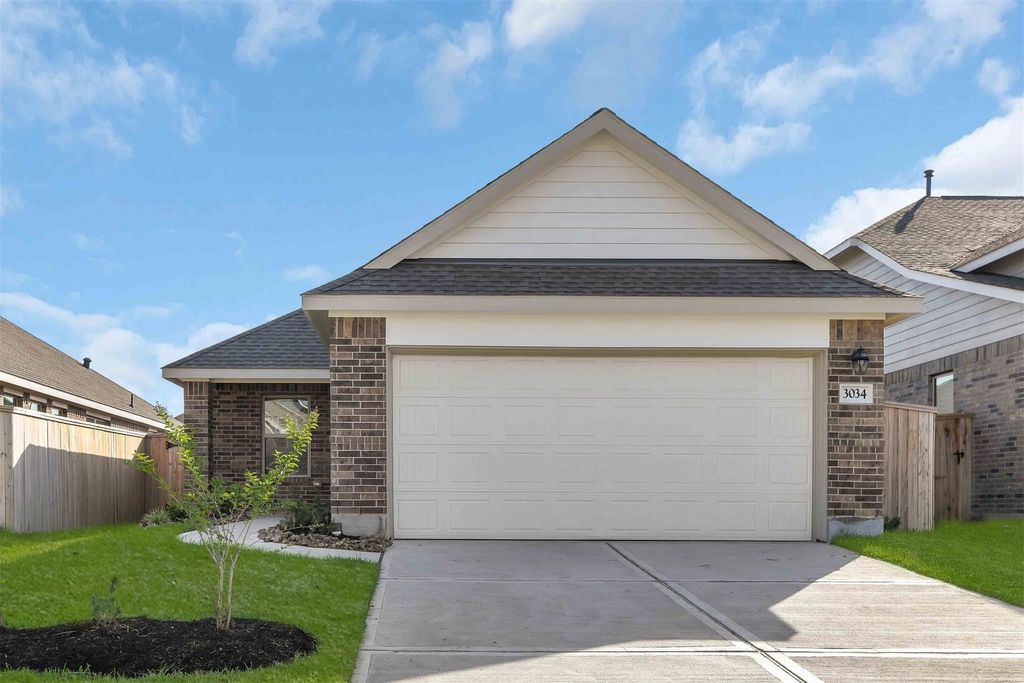 Photo of 3034 Marble Rise Trail, Kingwood, TX 77365 (MLS # 26210557)
