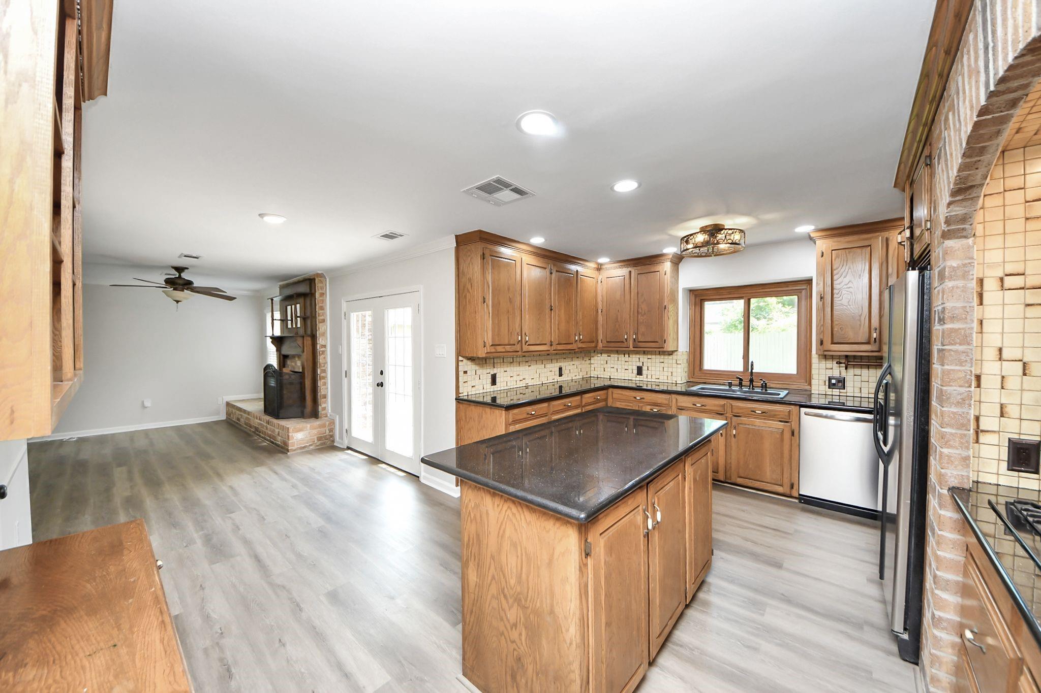 3923 Cypress Lake Drive