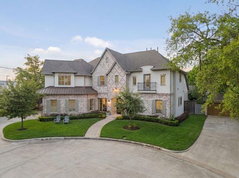 Photo of 12730 Pebblebrook Drive, Houston, TX 77024 (MLS # 90830310)