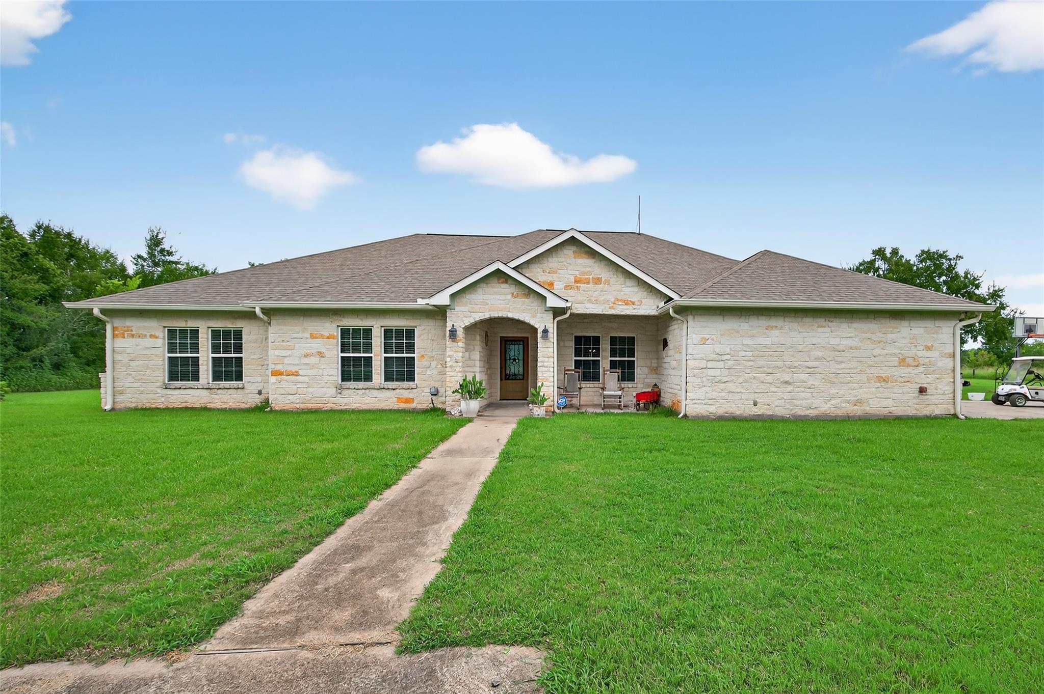 1213 Dyann Drive