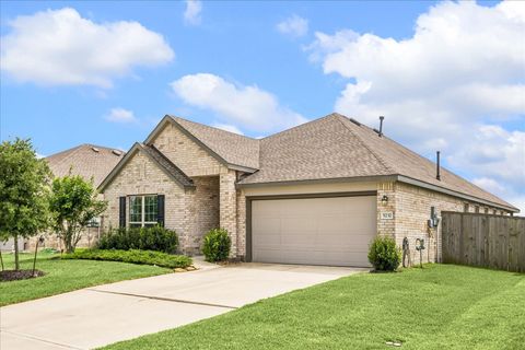 Photo of 5232 Pine Pass Drive, Rosenberg, TX 77469 (MLS # 87438972)